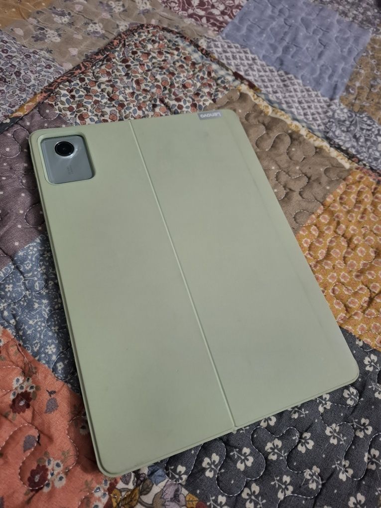Tableta Lenovo Tab M11