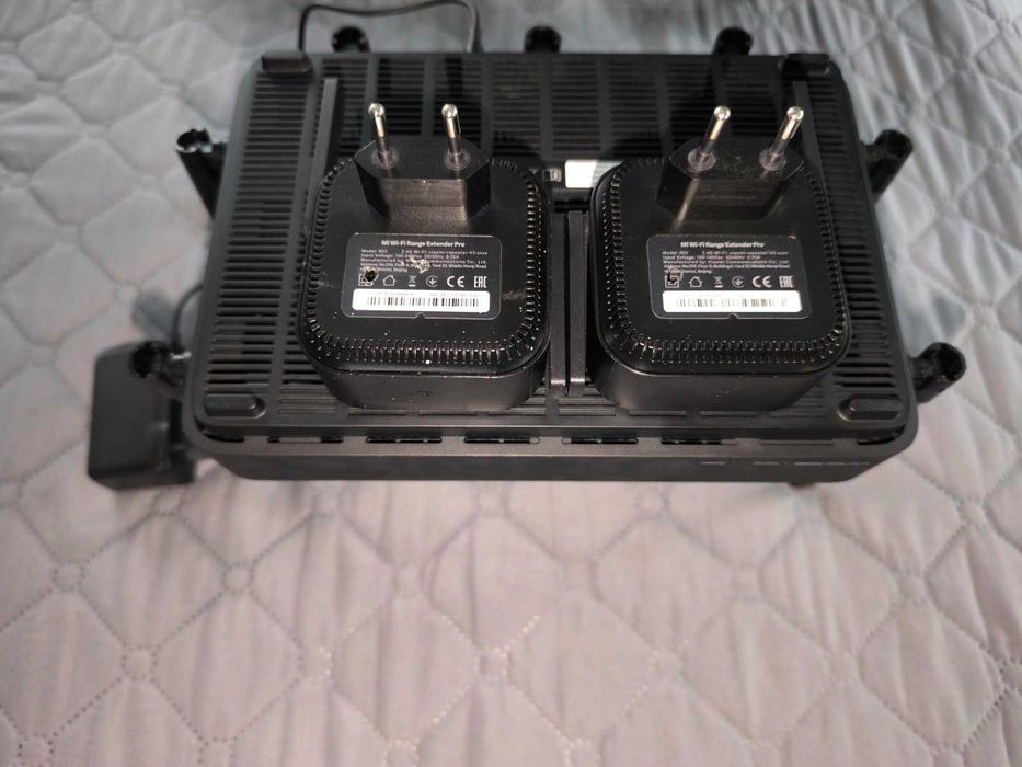 Рутер Xiaomi Mi AIoT Router AC2350 + 2бр. Xiaomi Mi Range Extender Pro