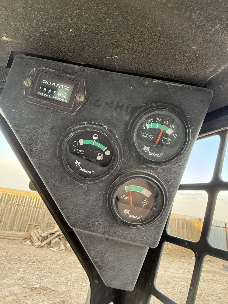 De vanzare Bobcat 553