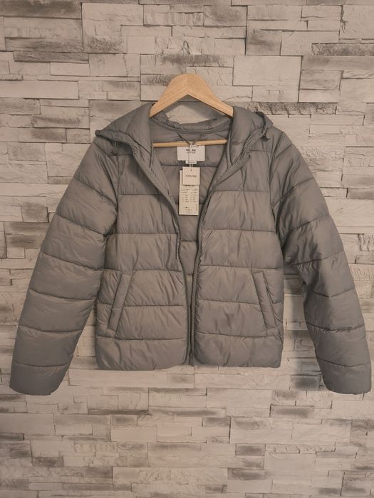 Geacă damă nouă cu glugă