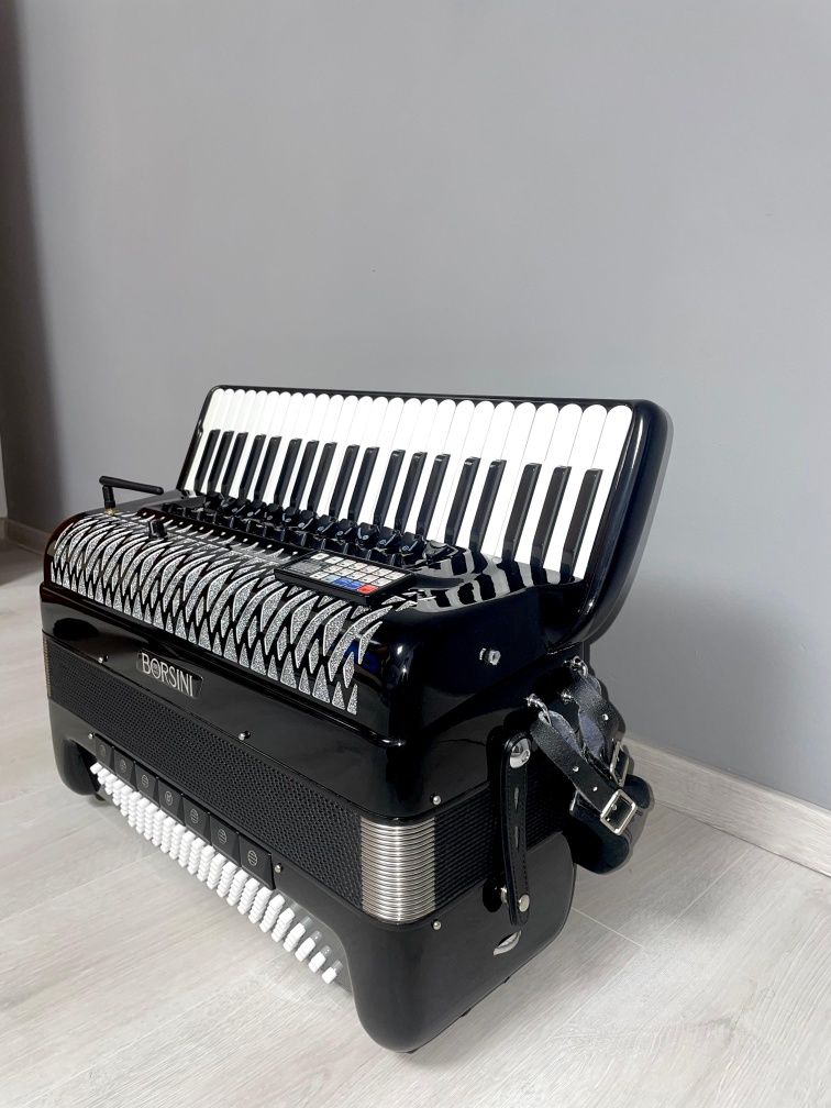 Vând acordeon italian Borsini cu MIDI