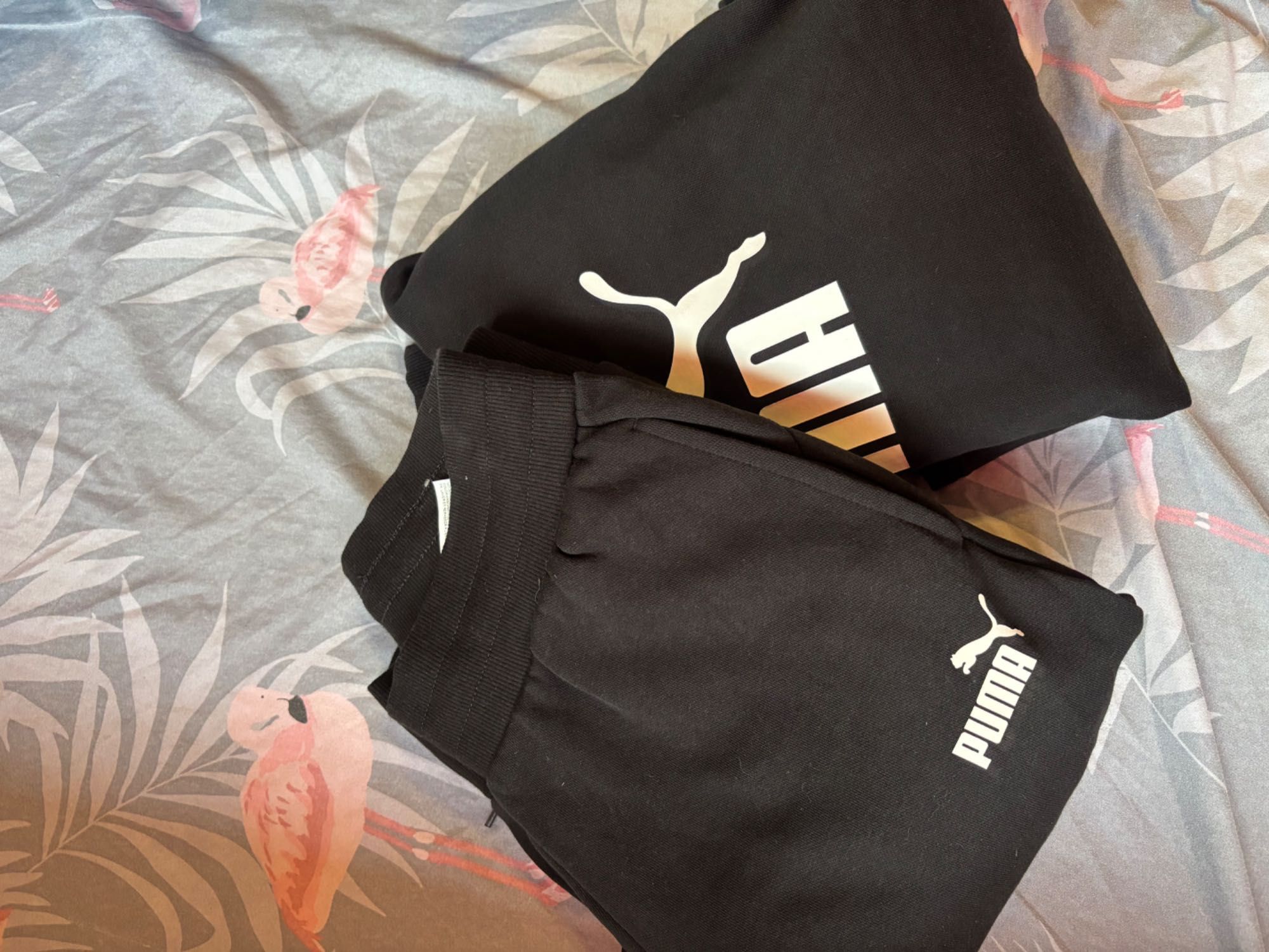 Puma суичър с качулка и анцук комплект