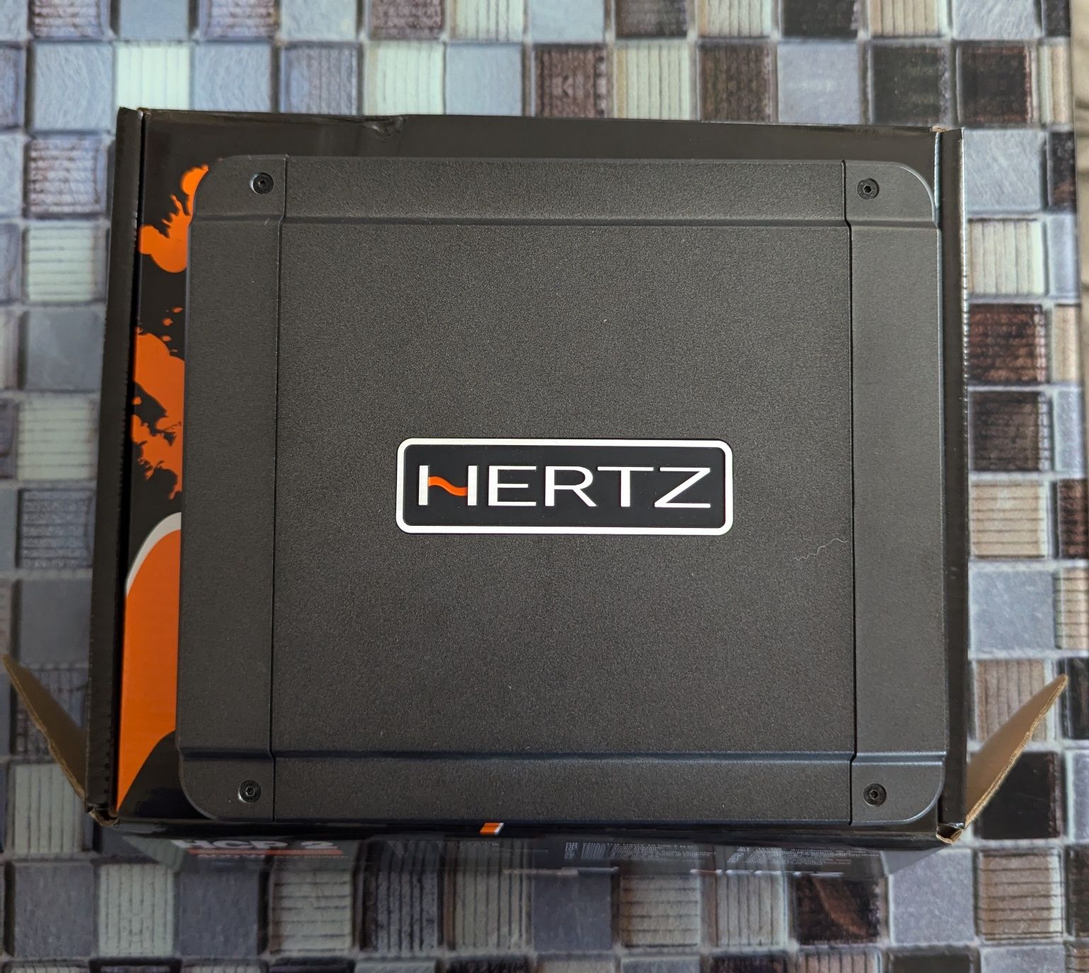 Усилвател Hertz HCP 2