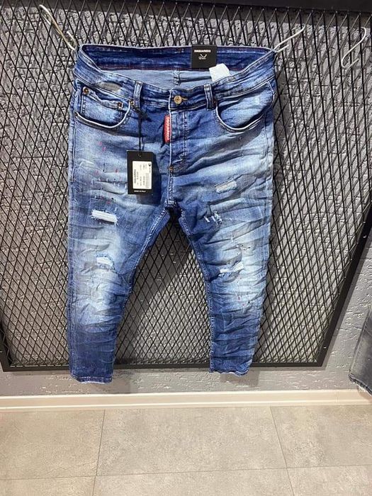 Blugi noi dqiscored material super de calitativ și foarte rezistemt