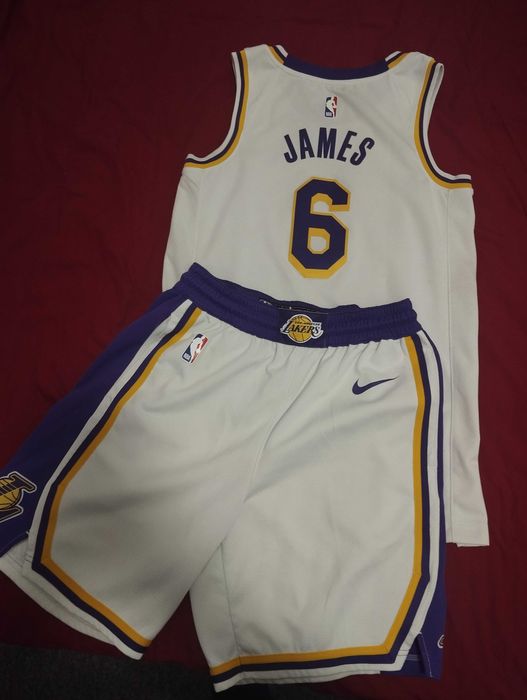 Баскетболен екип използван много малко