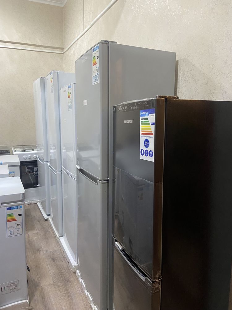 Холодильник Lg и Midea