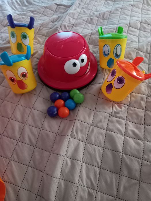 Нахрани Джаф игра с топчета