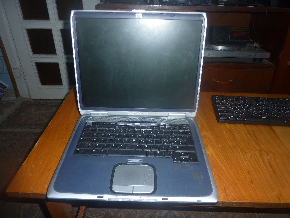 Laptop HP pavilion ze4400