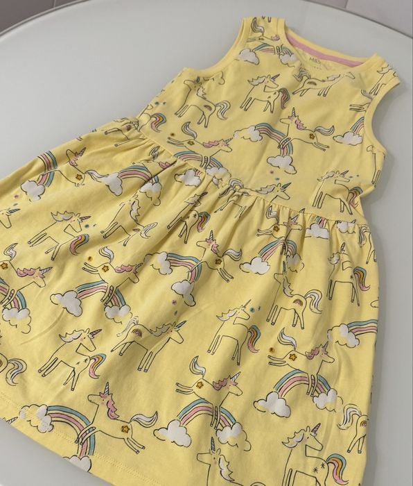 Rochita M&S si Blugi Unicorn NOI marimea 116