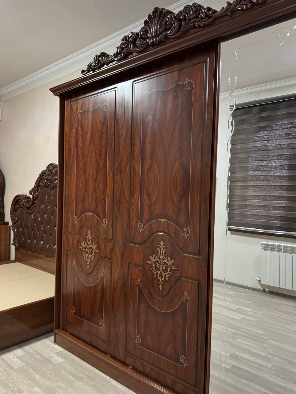 Спальный гарнитур