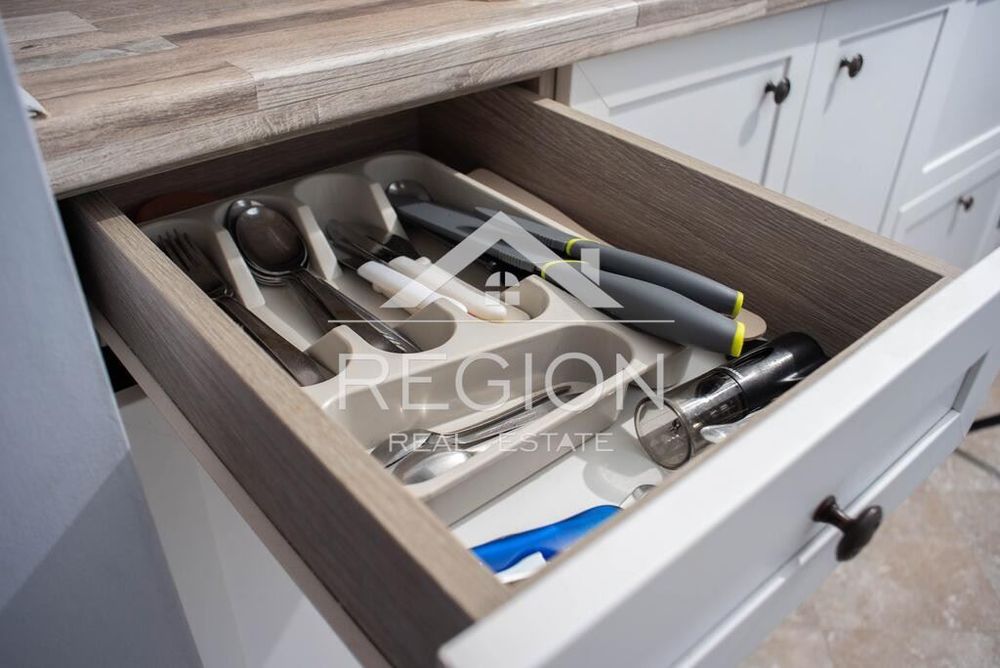 Дава се под наем Двустаен апартамент в Варна, Гръцка махала - 68 кв.м за 464.1 € - Снимка #3