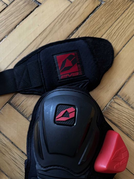 Genunchieră EVS Knee Brace Slider SP – mărimea L/XL