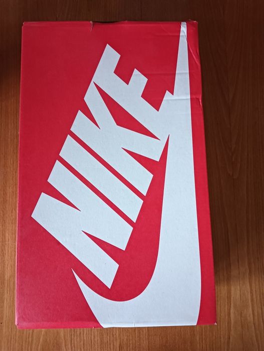 Маратонки Nike 45