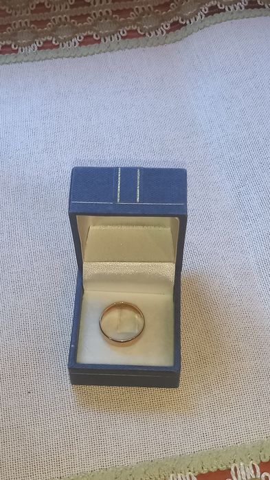 Vand verigheta simpla din aur de 14 k, stare f bună, are 3,65 grame