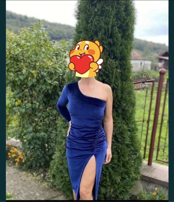 Rochie catifea noua cu eticheta