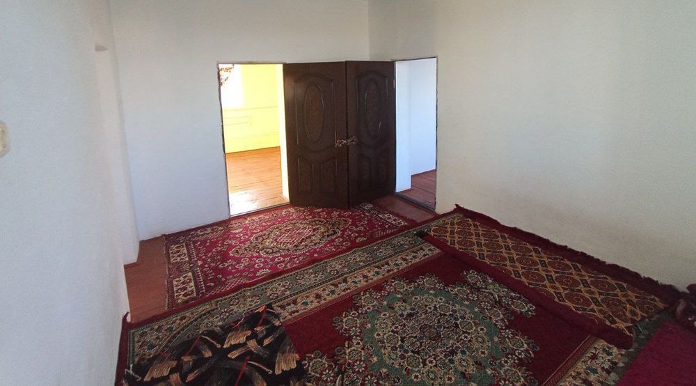 Уй сатылады. Шымбай районы бахасы келисимли.