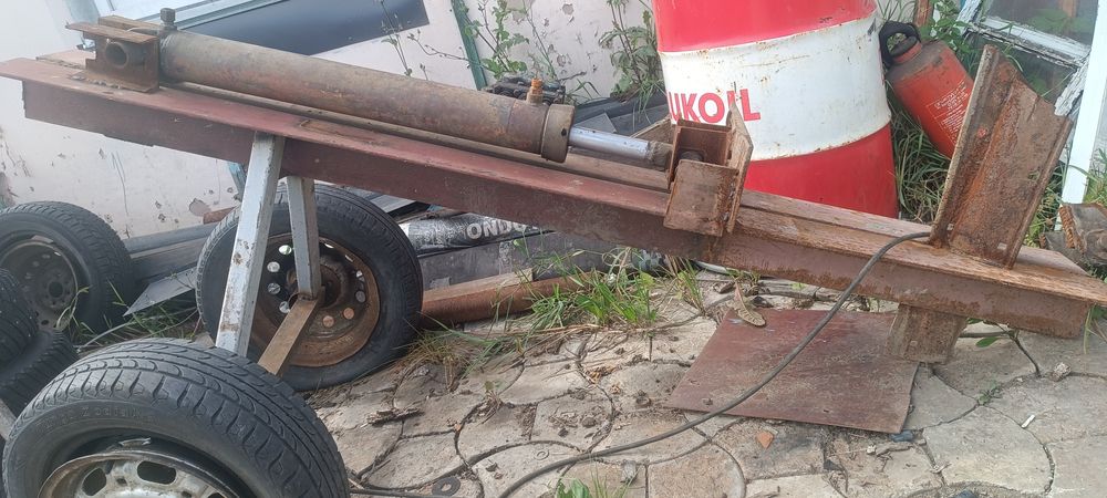 Продам дровокол.