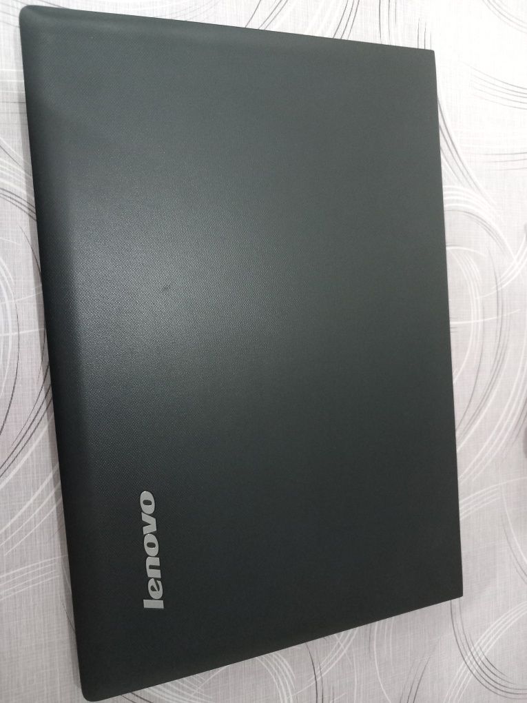 Лаптоп Lenovo G50-30
