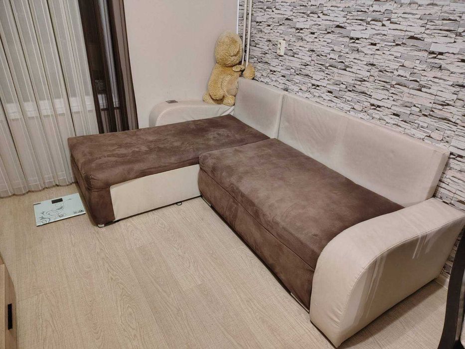 Разтегателен диван