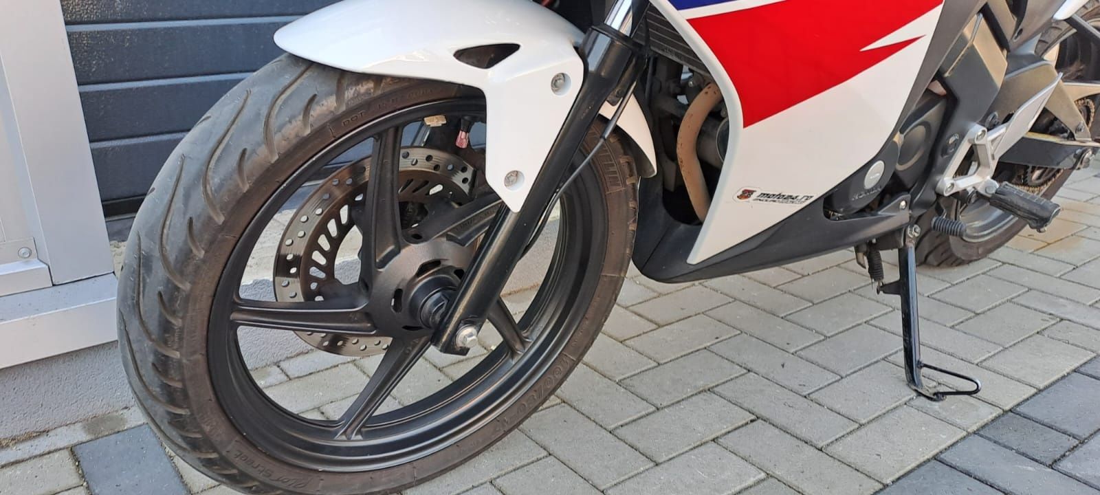 Honda cbr125r an 2013 categ A1