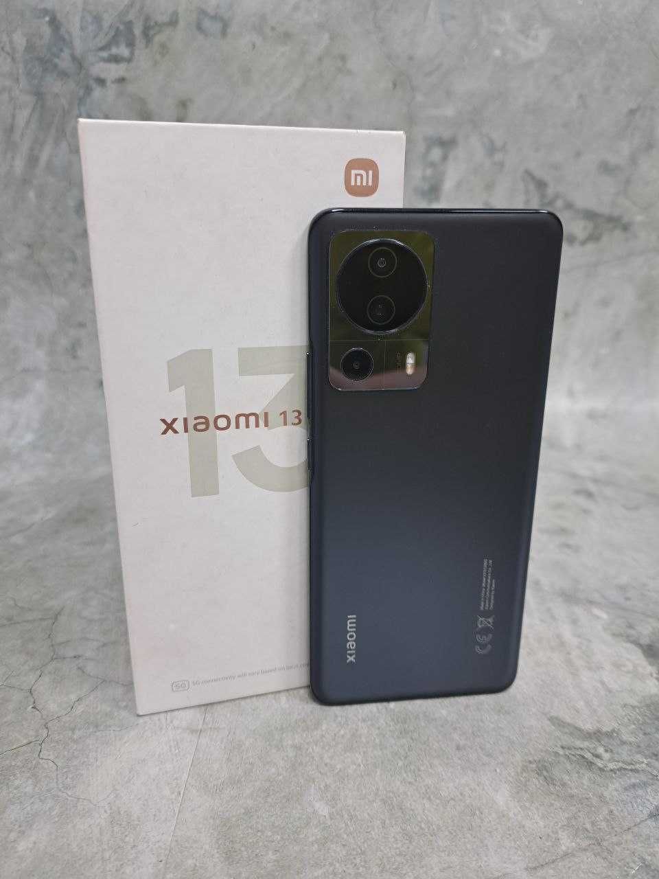 Xiaomi 13 Lite, 256 гб (365423 г. Кокшетау, ул. Абая 128, 21)