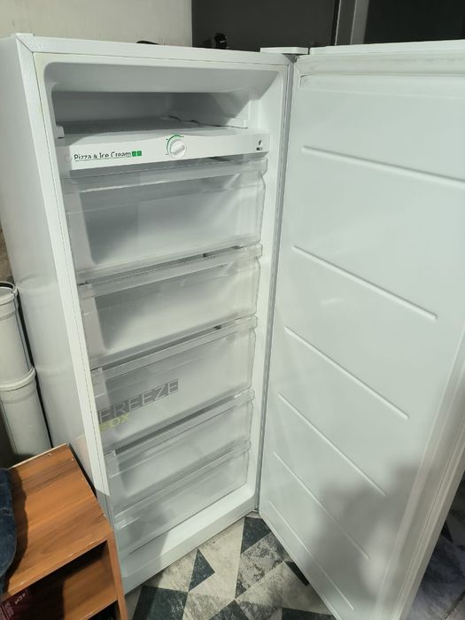 Морозильник Midea