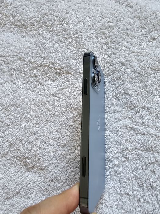 IPhone XR  64GB Yomkost 100%