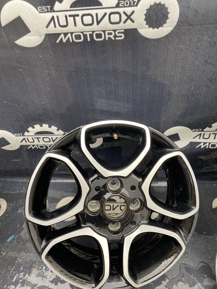 Janta aliaj 15" spate Smart Fortwo Forfour