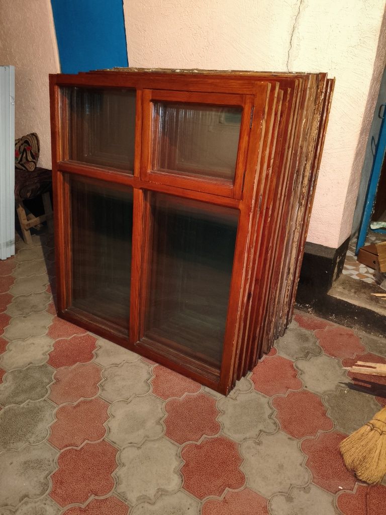 Продам окна деревянные б/у