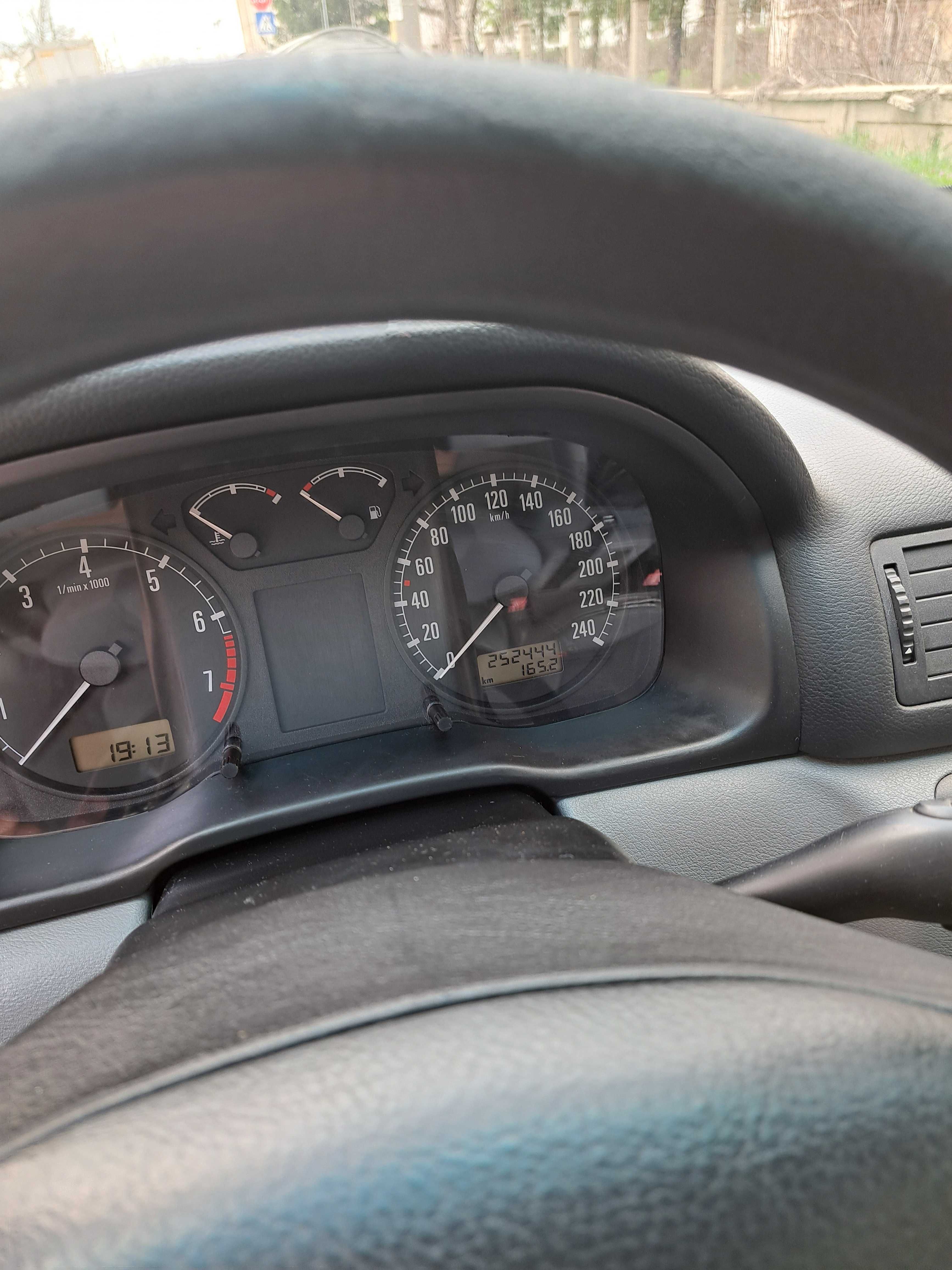 Skoda Octavia 1.6 sr