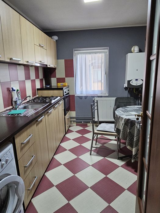 Apartament de închiriat