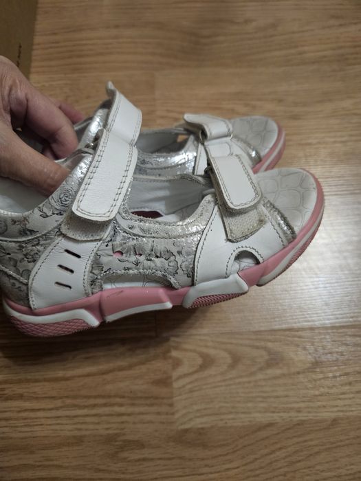 Обувь для девочки