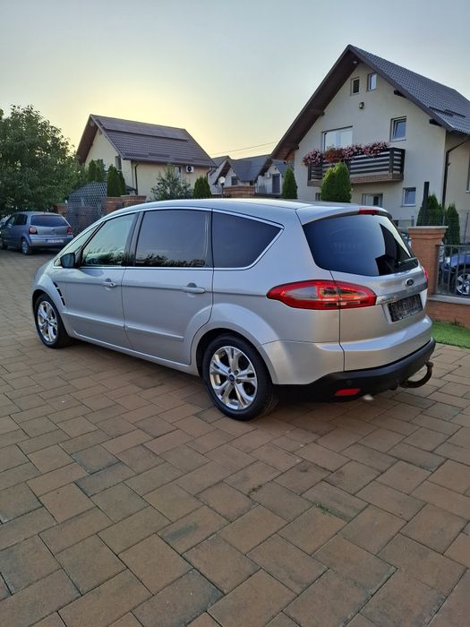 Ford S-Max 2.0 Diesel an 2011 euro 5
Model deosebit