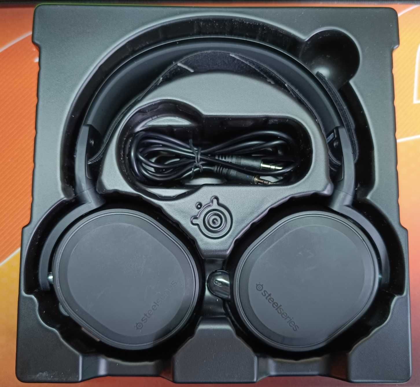 Геймърски слушалки SteelSeries Arctis 9 Wireless