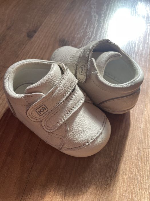 Колев и Колев 18