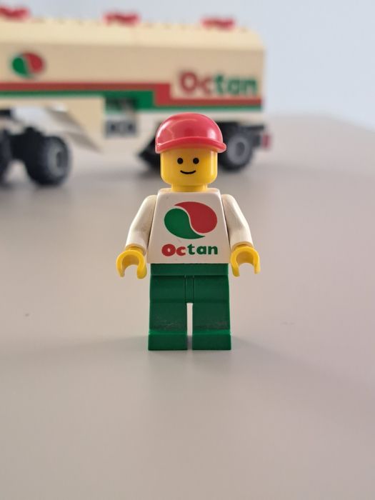 Lego Classic Town Gas Transit 6594-1