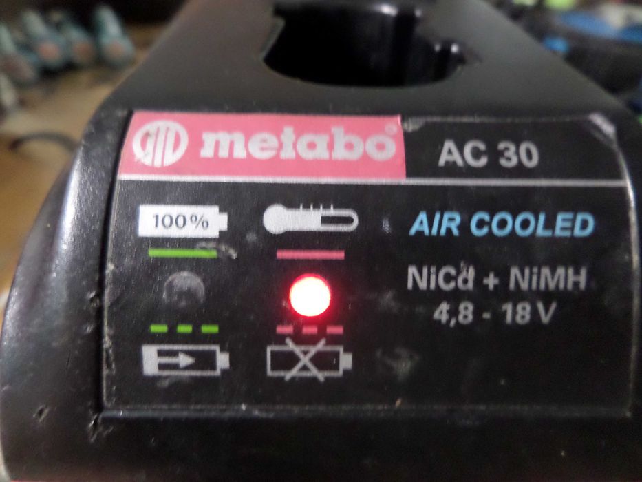 Metabo AC30 4,8v-18v air cooled incarcator acumulatori