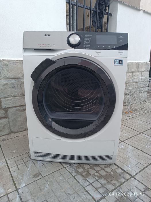 Сушилня AEG 9 кг термопомпа