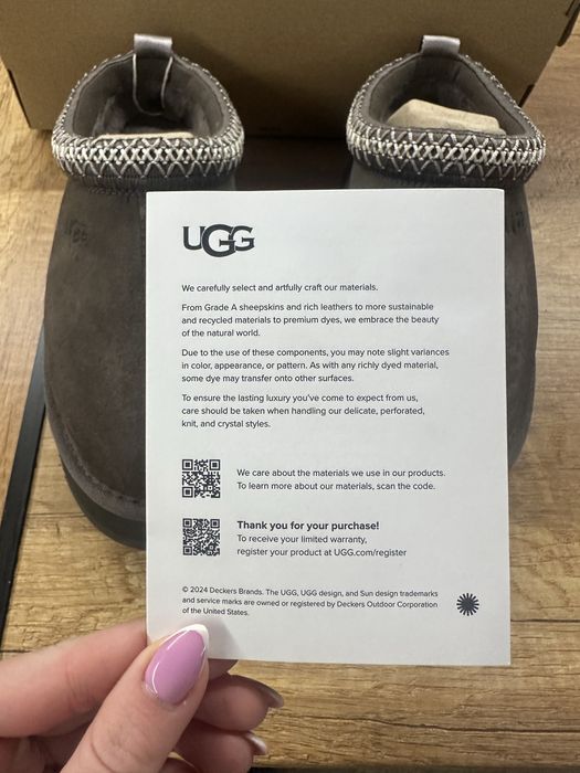Оригинални  UGG W Tazz II чисто нови боти