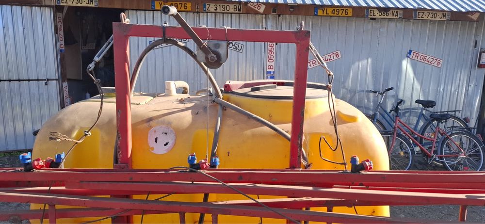 Pompă de  ierbicidat