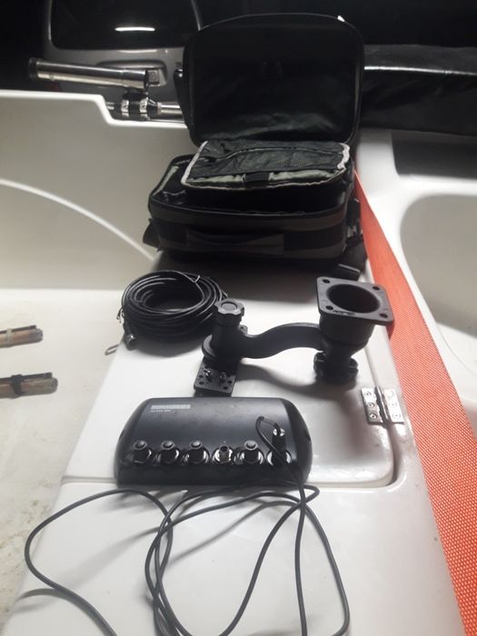 Етернет разклонител иCPS HUMMINBIRD AS ETH 5PS  стойка 360 ,  чанта
