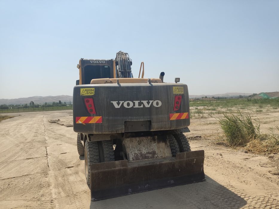 Ekskavator xizmati Andijon