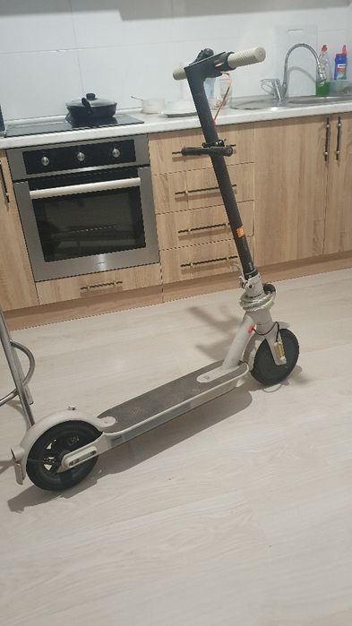 Продаю электро-самокат б/у без зарядки