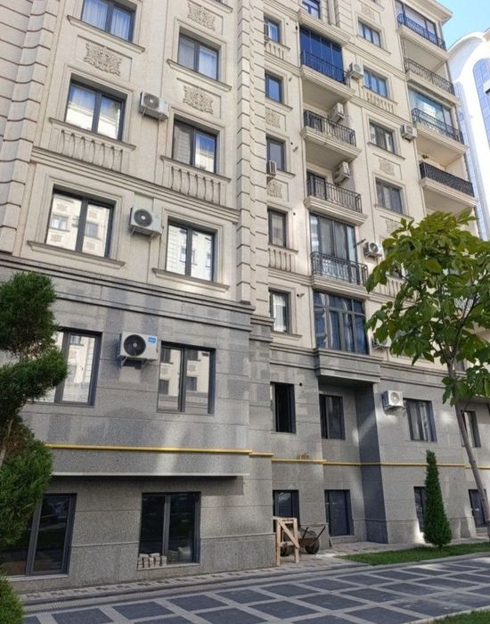 Квартира продается 2/1/11 на жк Muhtasham