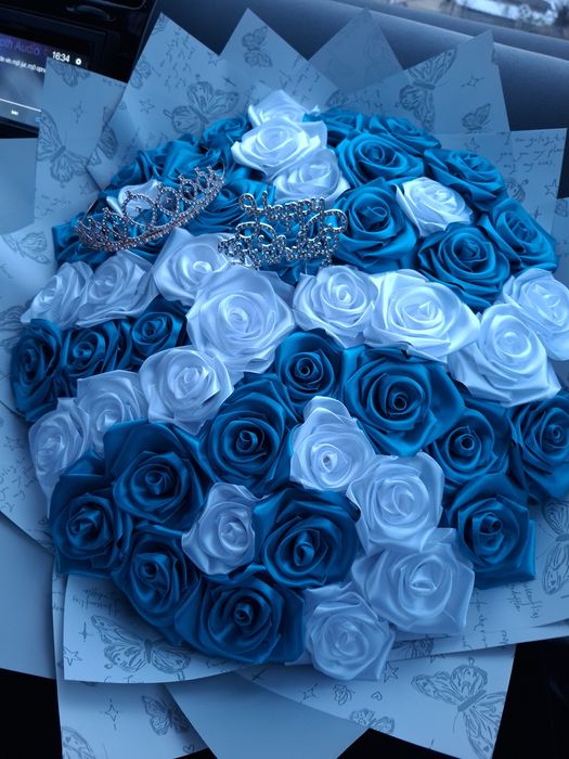 Trandafiri din satin- Un cadou elegant