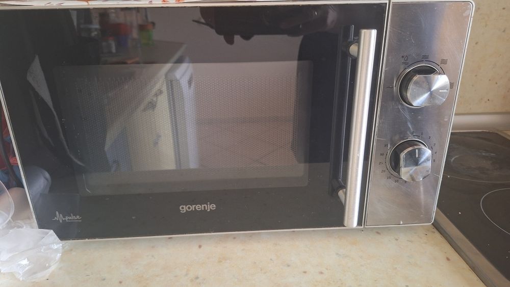 Микровълнова фурна Gorenje– Работи! Само 50 лв – Варна!