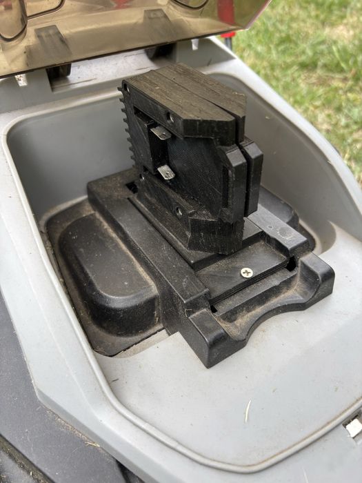 Косачка на батерия