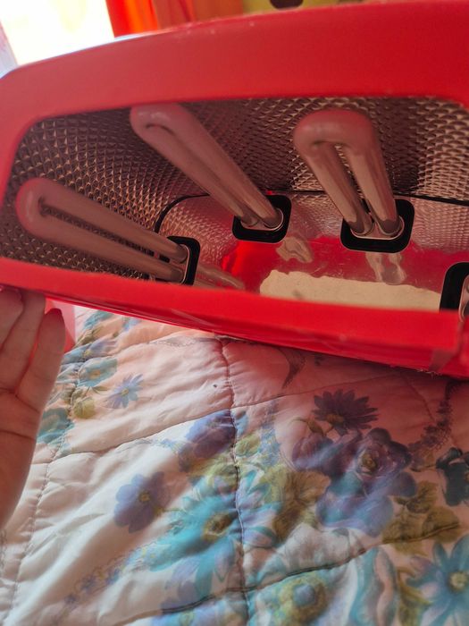 Lampa UV roz cu neon