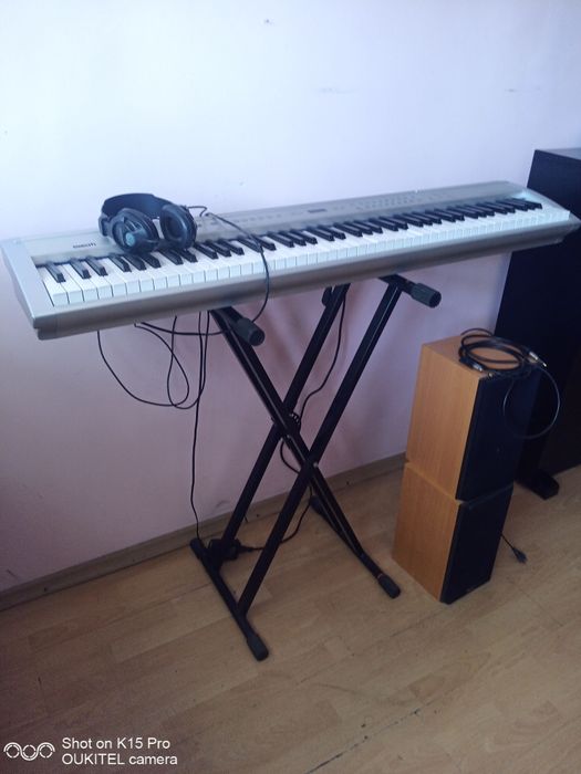 Дигитално пиано 88 клавиша