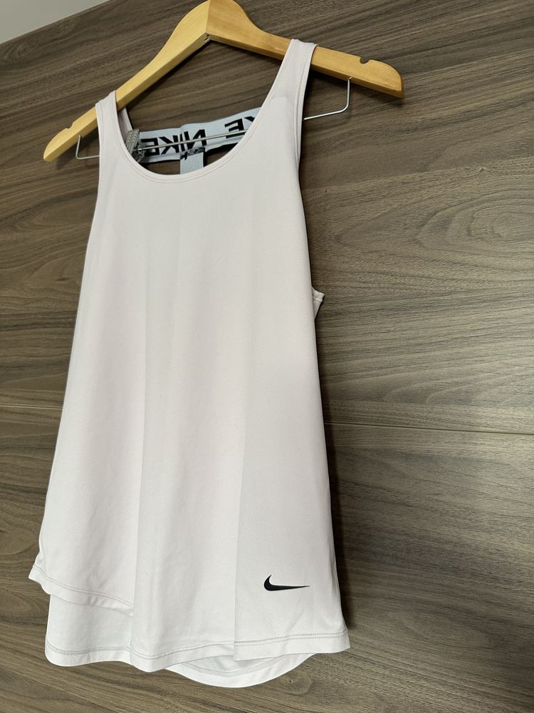 Дамска тениска  moschino